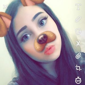 Meet your Posher, Jolie